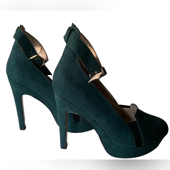 NY&Co Eva Mendes Velvet Pumps- Sz 7 - Picture 10 of 11